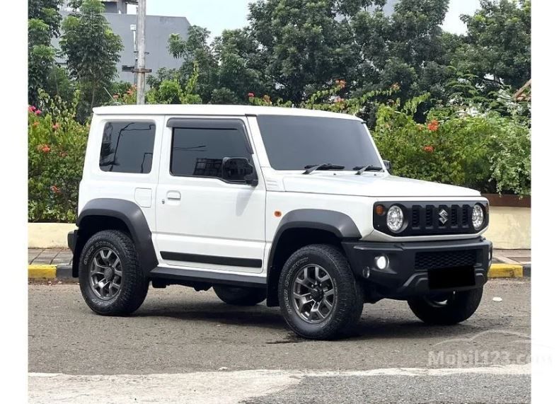 5 Pilihan Kredit Mobil Bekas Jimny 3 Pintu, Cicilan Mulai dari Rp8&nbsp;jutaan