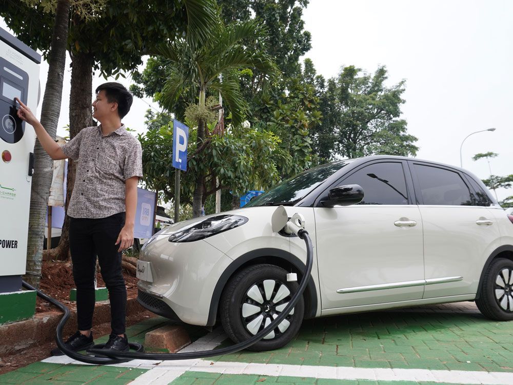 Alasan Wuling Keukeuh Pakai Colokan GB/T untuk Semua Mobil Listrik Mereka di&nbsp;Indonesia