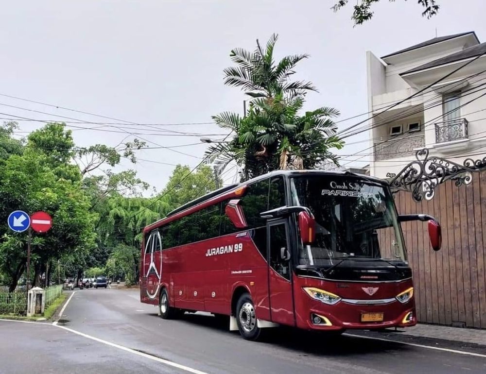 Tren Julukan di Bus Malam, Juragan 99 Pakai Tema Tokoh Kartun di Bus Double Decker&nbsp;Terbaru
