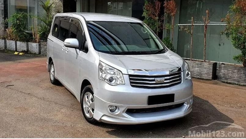 Toyota NAV1, Cikal Bakal Voxy Dengan Interior yang&nbsp;Nyaman