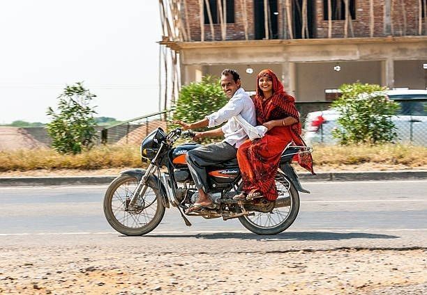 Hai Ladies, Ini Bahayanya Dibonceng dengan Posisi Duduk&nbsp;Menyamping