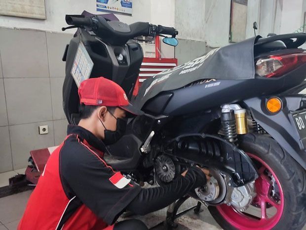 Rekomendasi Oli Yamaha NMax yang Cocok untuk Kendaraan&nbsp;Anda